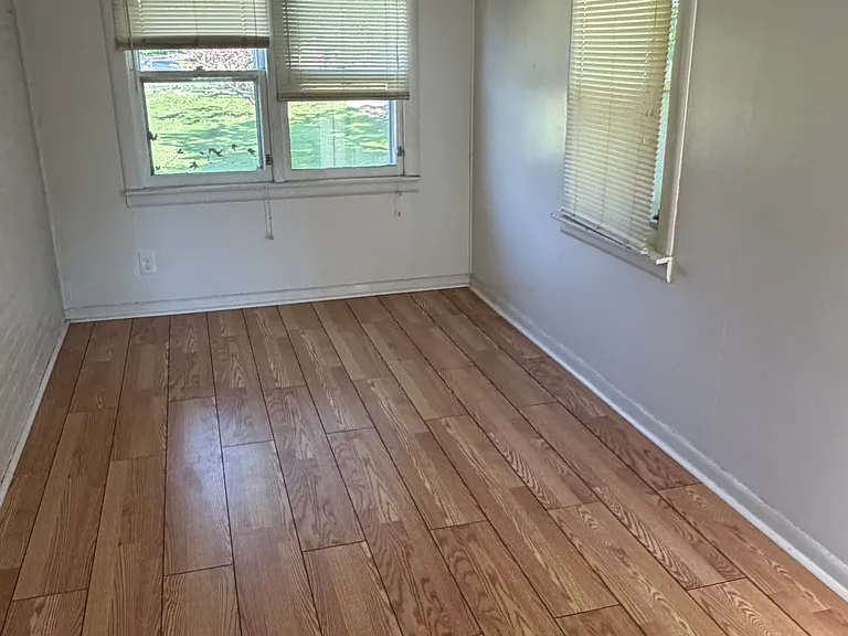 315 Pierce St — Photo 5