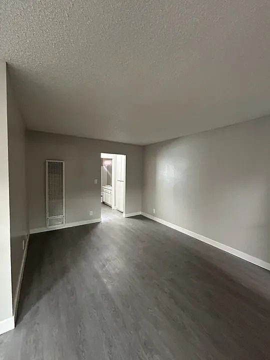 1st image of 100 N Carolwood Dr #2