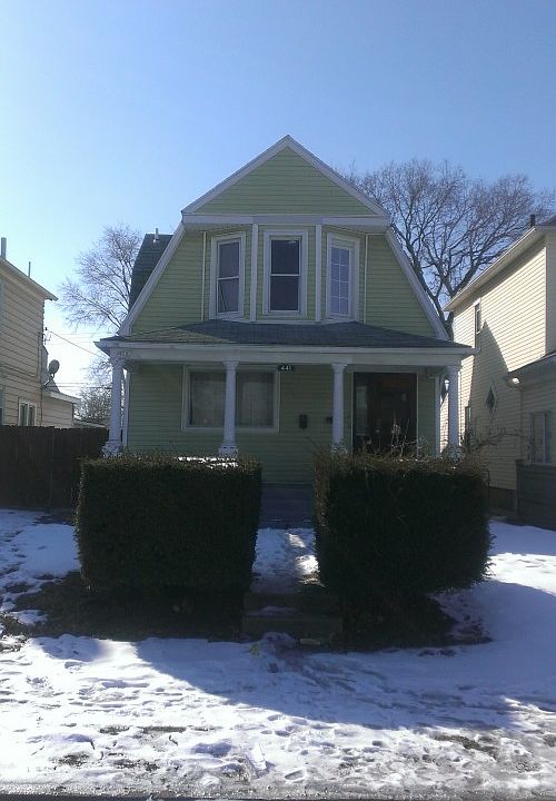 2nd image of 441 Deeds Ave