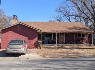 510 N Oak St, Medicine Lodge, KS 67104