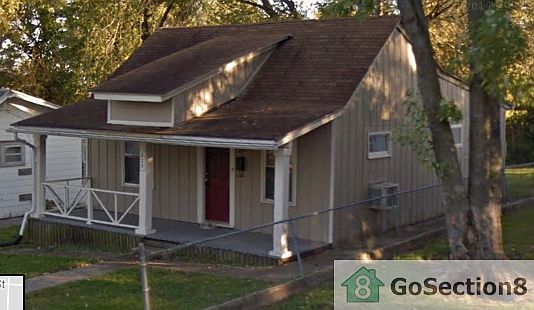 1st image of 1825 E 81st St