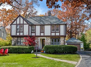 154 Indian Tree Dr, Highland Park, IL 60035