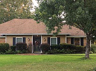 427 Brookstone Dr, Madison, MS 39110