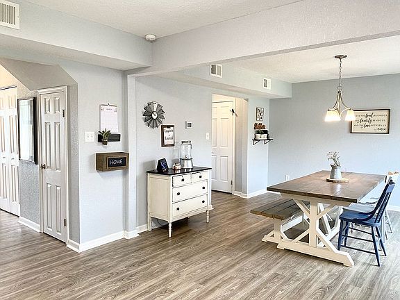 2nd image of 4472 Drum Castle Ct
