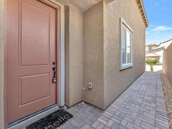 5th image of 7028 Whispering Falls Dr