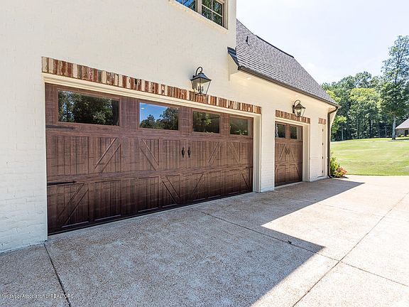 5th image of 5430 Belmont Estates Dr S