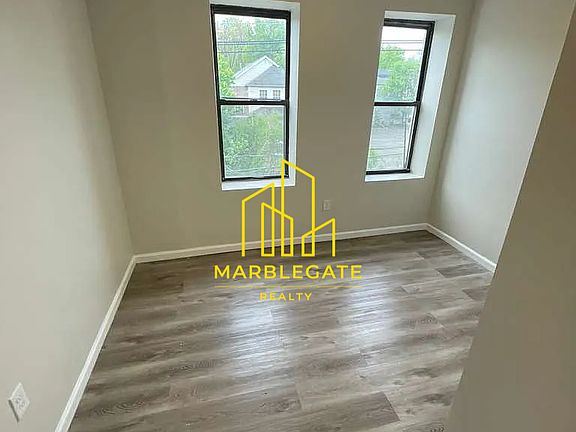 4th image of 383-385 Avon Ave #22L