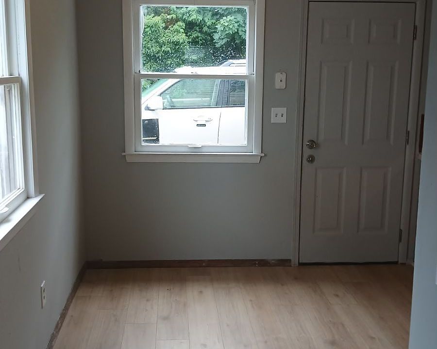 1st image of 1235 W 24th St #1235