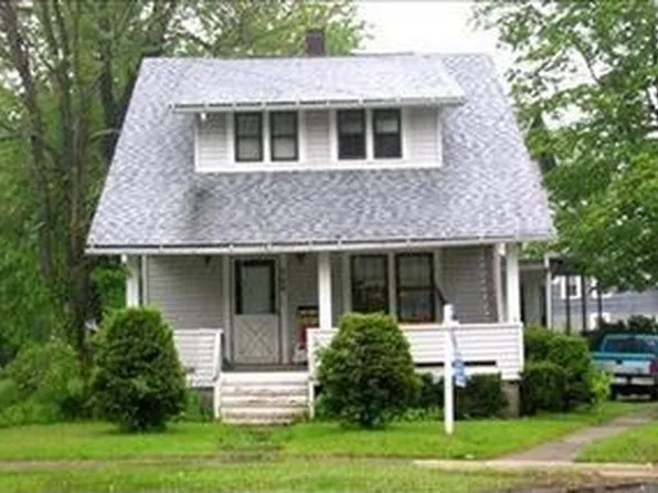 548 W Main St #20, Geneva, OH 44041