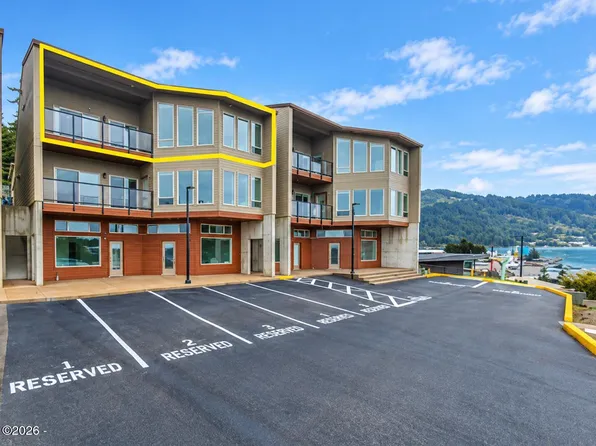 470 Highway 101 N #103, Yachats, OR 97498