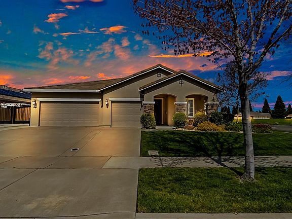 2nd image of 3355 John Fremont Way