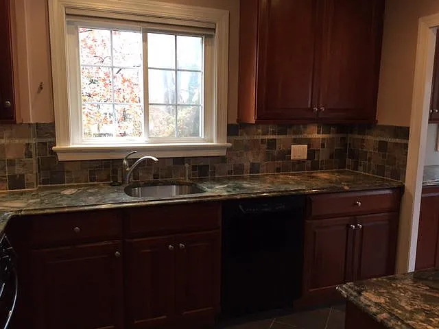 1 bed, 1.0 bath, 805 sqft, $2,300 — Photo 3