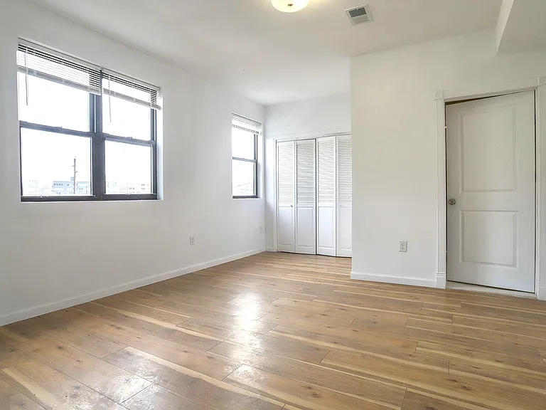9017 Riverside Pl #7 — Photo 16