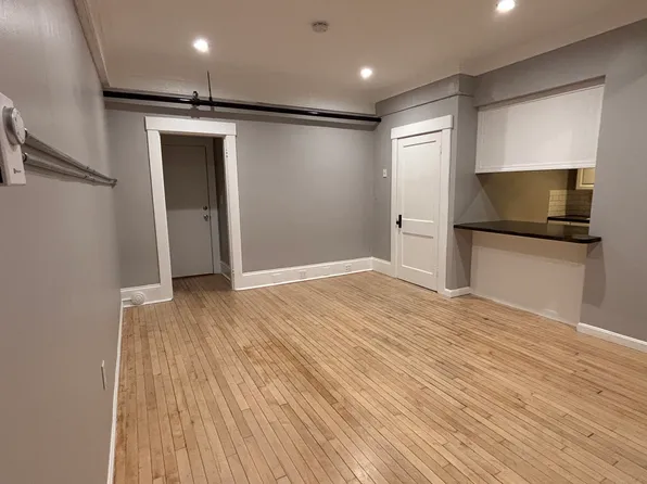 23 West St #202, Keene, NH 03431