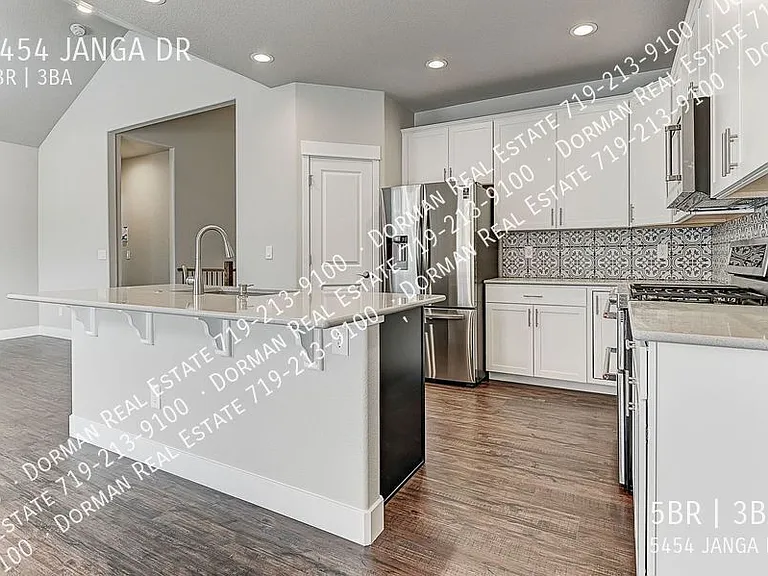 5454 Janga Dr — Photo 6