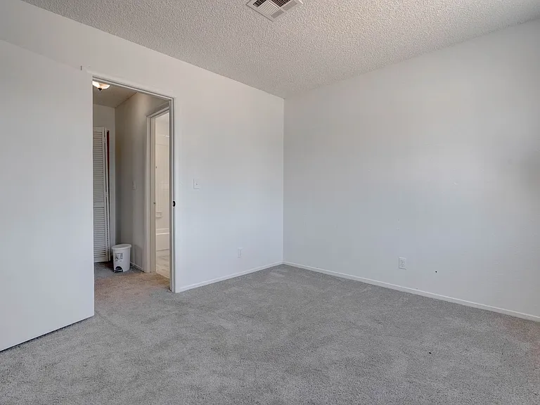 5519 Myron Cir — Photo 23