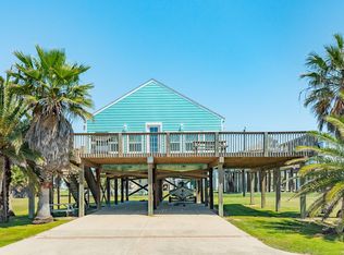 13022 Coronado Dr, Freeport, TX 77541