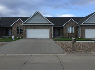 1001 Madden Rd, Hastings, NE 68901