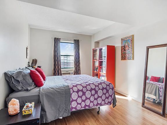 2nd image of 130 Lenox Ave APT 809