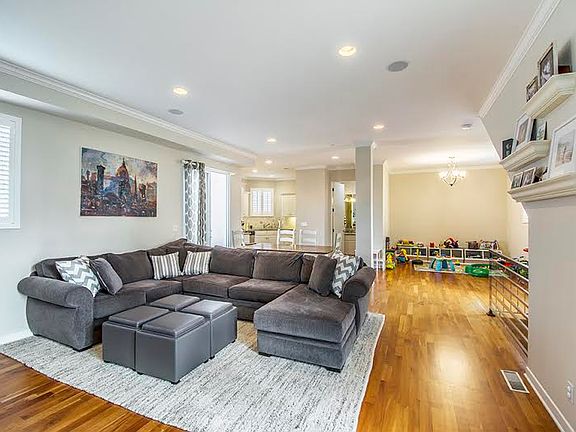 5th image of 425 11th St #3