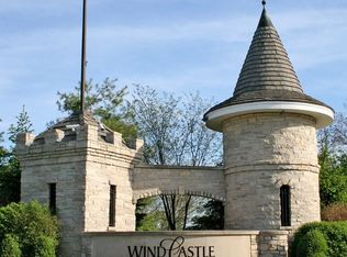 68 Castle Bluff Dr, Saint Charles, MO 63304