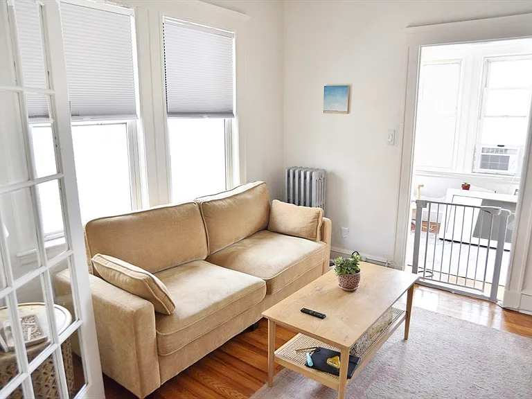199 South St #6 — Photo 8