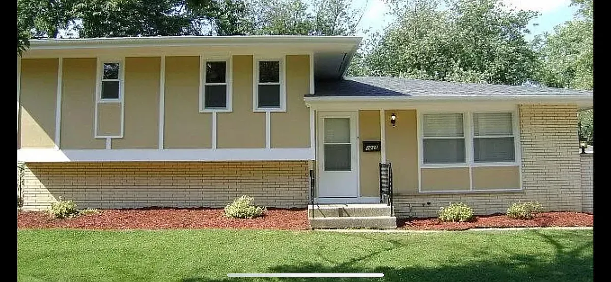 5 bed, 1234 sqft, $2,800 — Photo 1