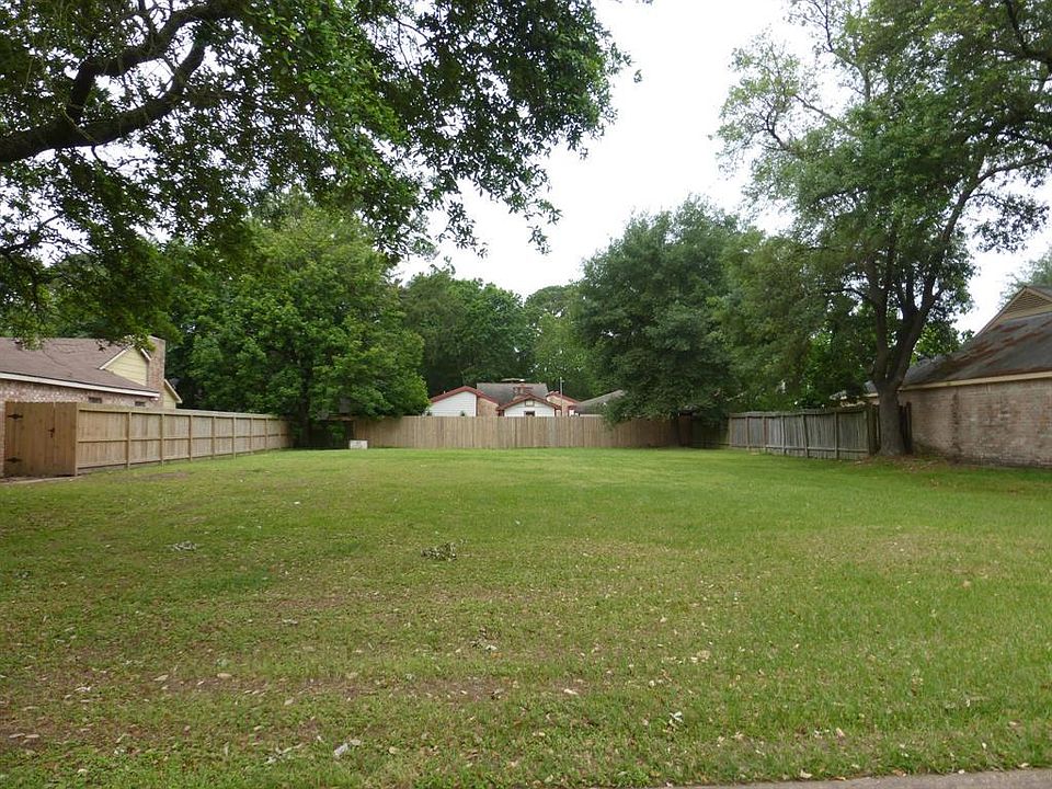 2nd image of 8119 Ivan Reid Dr