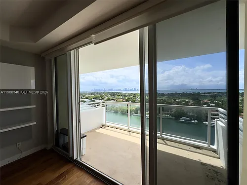 5600 Collins Ave #17G Photo 1