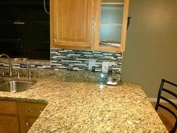 4th image of 935 Ariana St