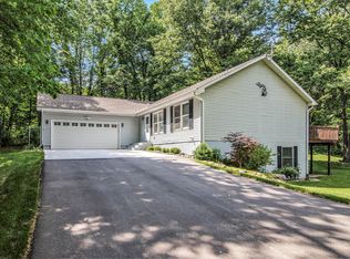 7406 Macarthur Rd, Saranac, MI 48881