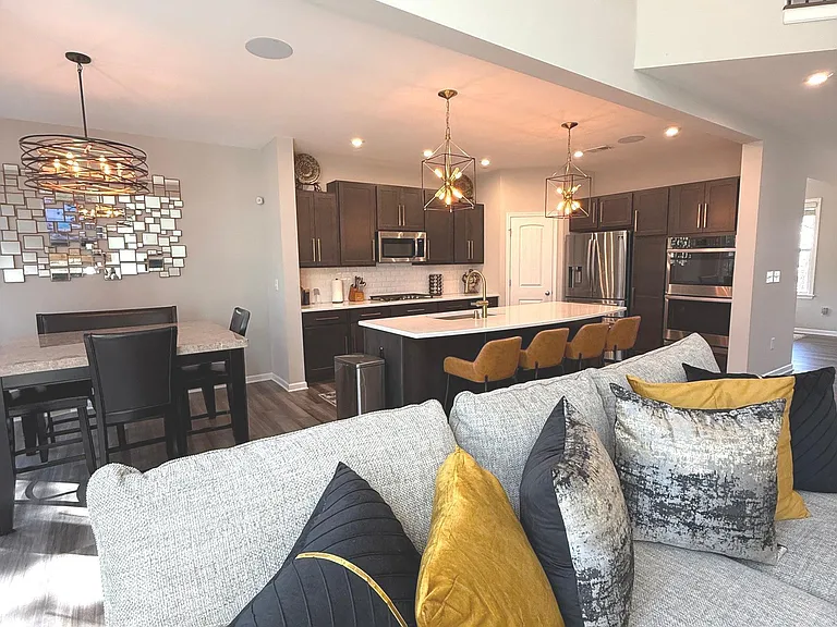 4363 Vista Creek Ln — Photo 10