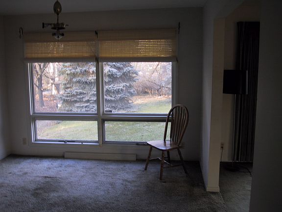 5th image of 1272 Scott Dr