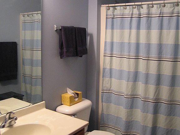3rd image of 4443 Pepper Dr