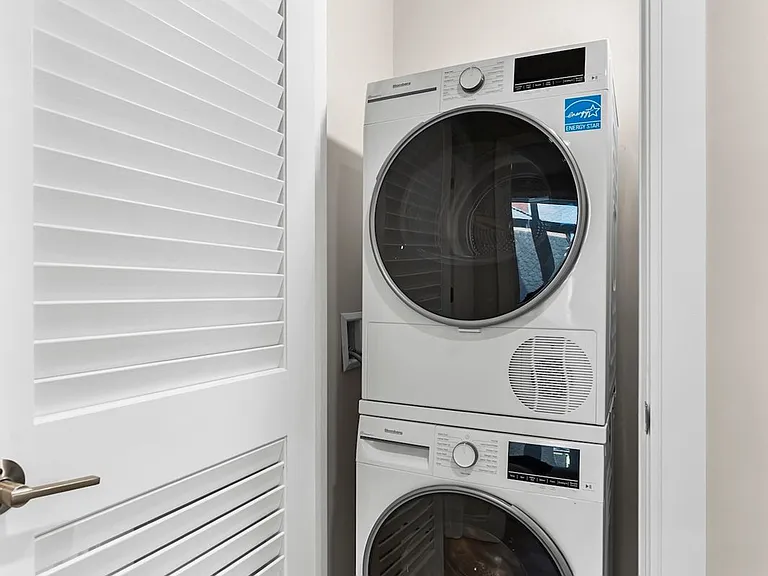 Washer/Dryer