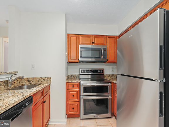 3rd image of 6939 Mary Caroline Cir Unit A