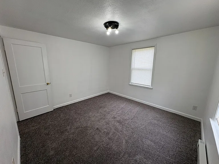103 Willow St — Photo 9