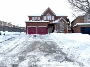 4 Tall Oaks Pl, Brampton, ON L6R 1V1