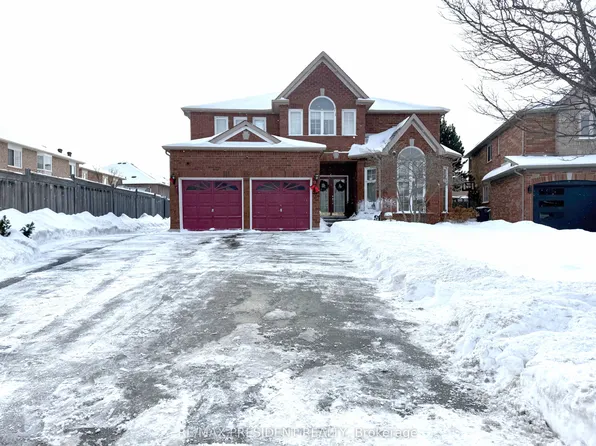 4 Tall Oaks Pl, Brampton, ON L6R 1V1