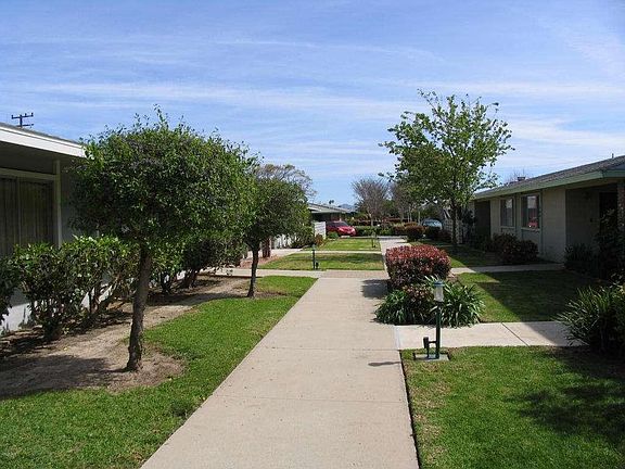 4th image of 176 W Garden Green Ave