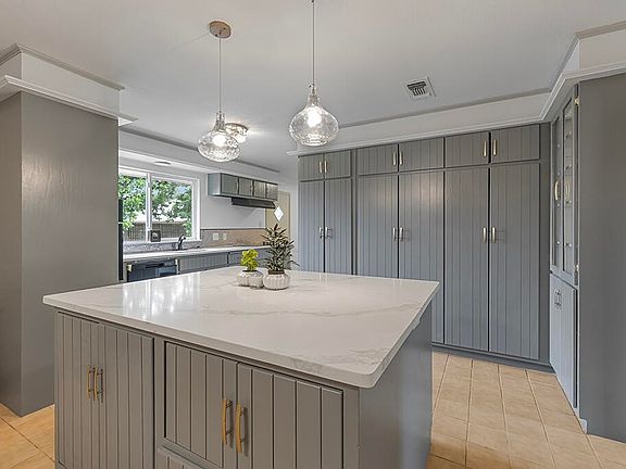 4th image of 4327 Marcell Cir