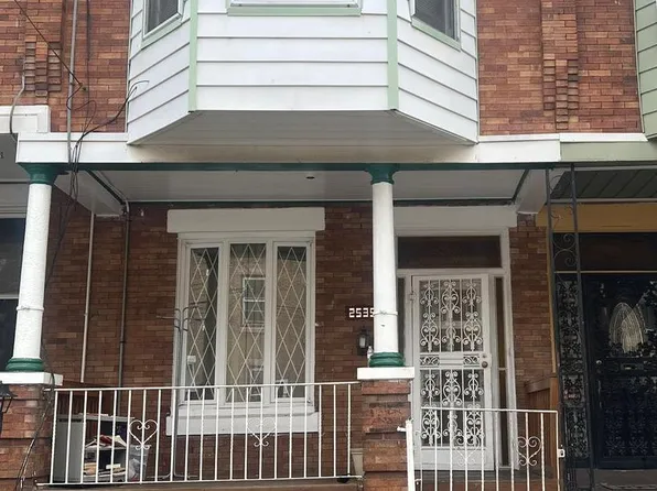 2535 N 32nd St, Philadelphia, PA 19132