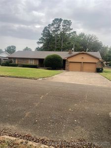 715 S Michigan Ave, Cushing, OK, 74023