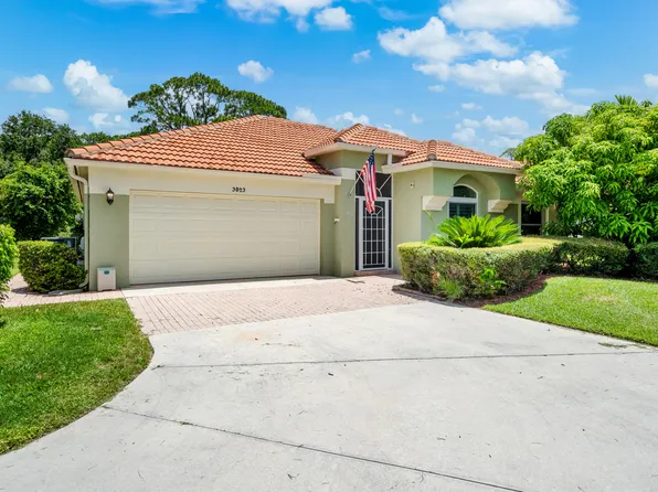 3023 Casa Rio Court, Riviera Beach, FL 33418