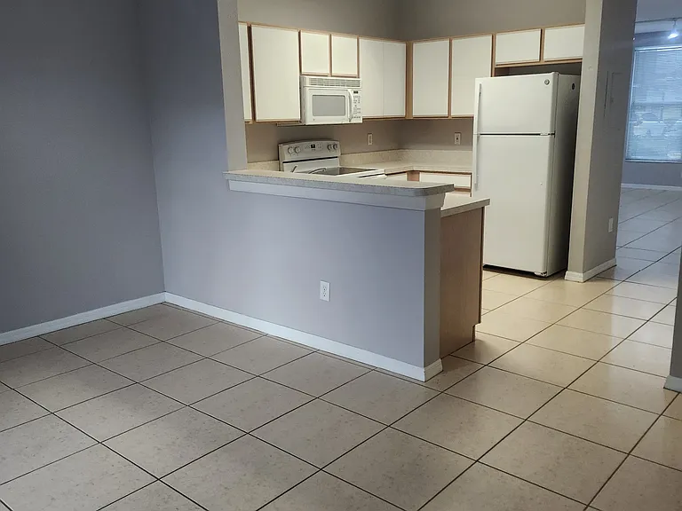 6512 Osprey Lake Cir — Photo 16