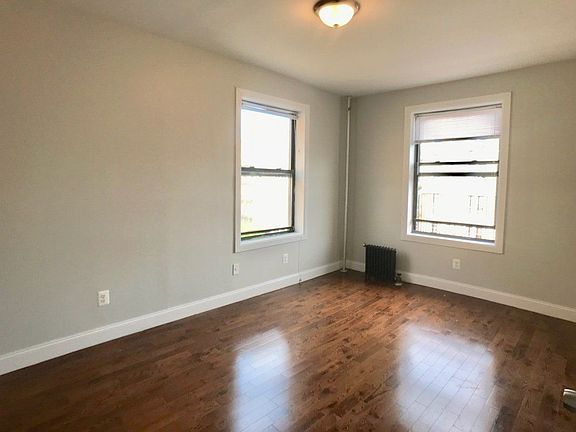 5th image of 119 Post Ave APT 4J