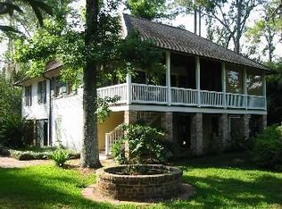 17061 Three Rivers Rd, Covington, LA 70433