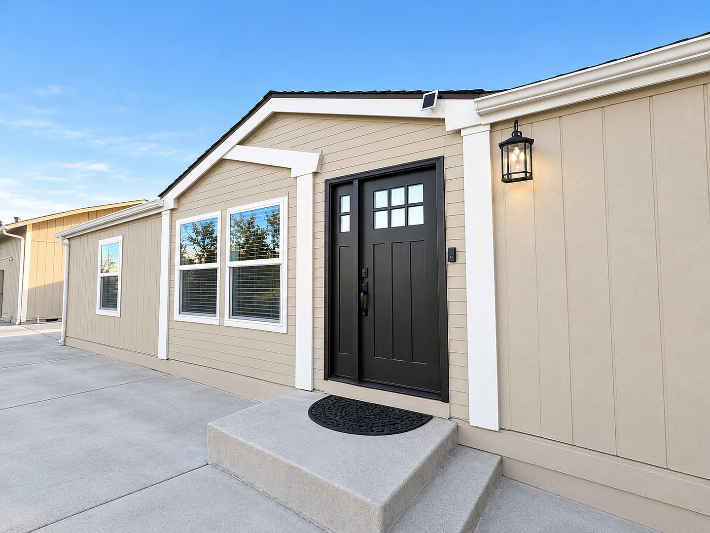 2132 Barberry way — Photo 1