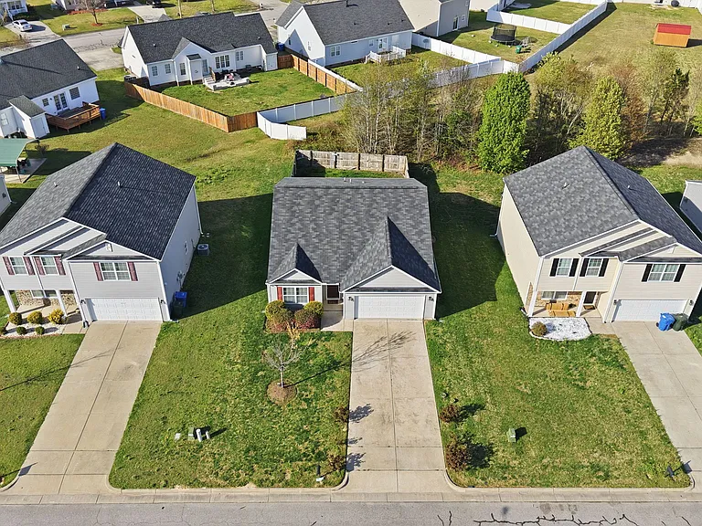 3916 Sabre Ln NW — Photo 18