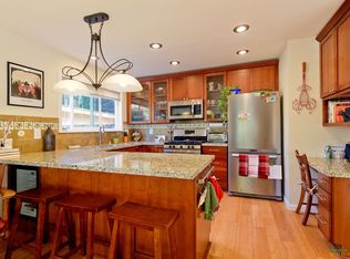 7483 Golfcrest Dr, San Diego, CA 92119